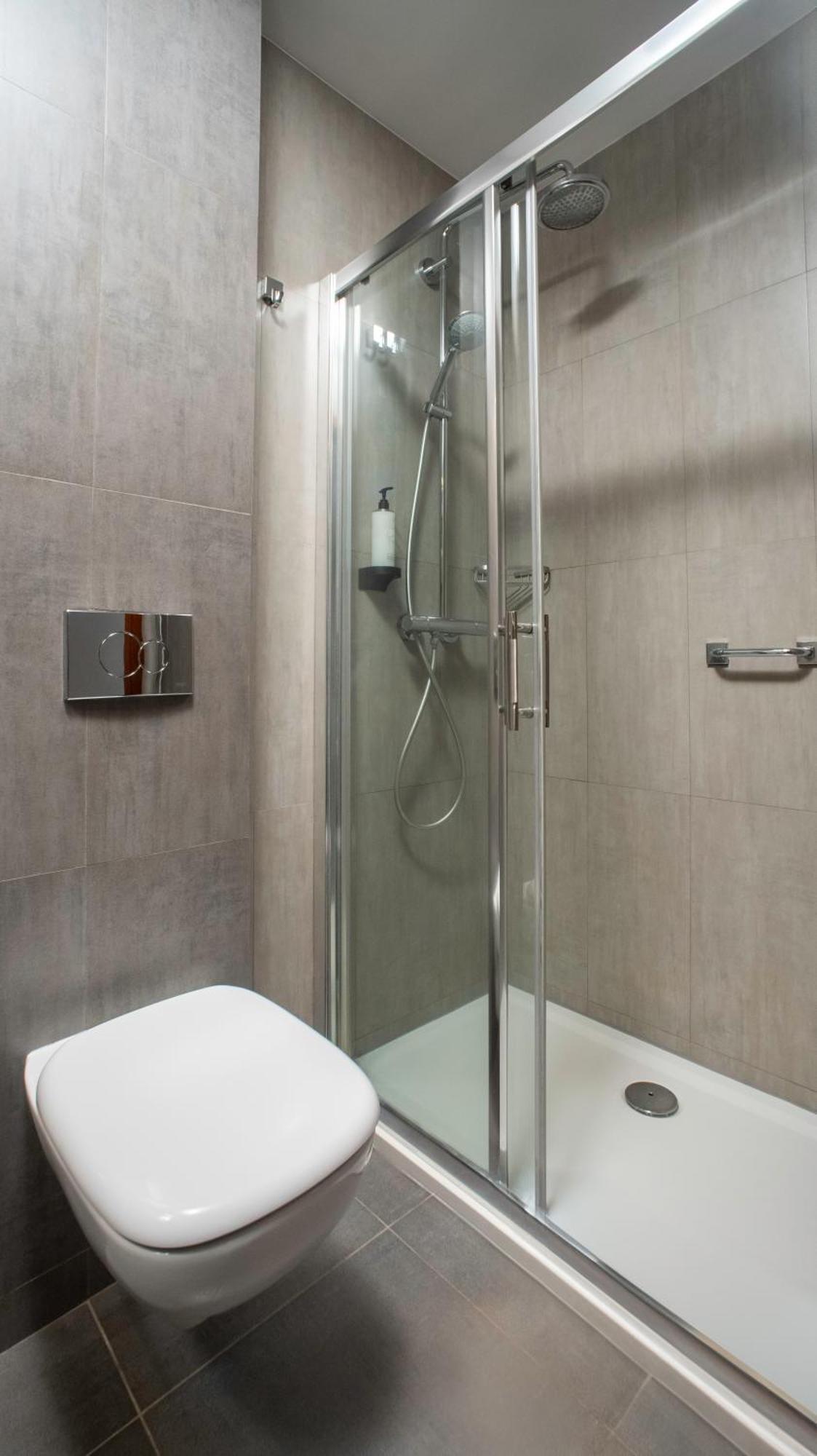 B&B Hotel Piotrków Trybunalski Εξωτερικό φωτογραφία
